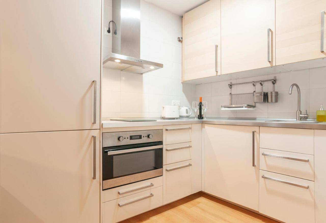 Bhost - Apartamento Victoria Malaga Luaran gambar